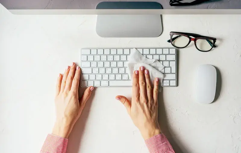 Toallitas con Alcohol Isopropílico